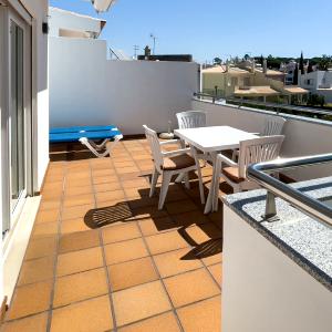 Photo d'une terrasse à Quimper réalisée par Carreleur Quimper 29.